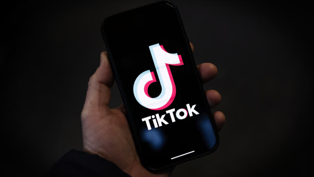 Reviewing TikTok's new "smart+" ad campaign type